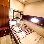 Exclusive Yatching Botel *